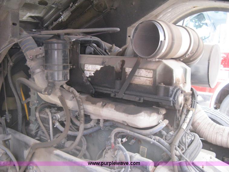 image for item H5460 2000 HME 1871 fire truck