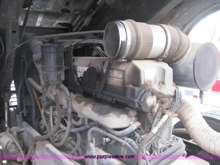 image for item H5460 2000 HME 1871 fire truck