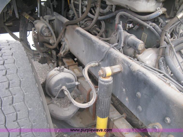 image for item H5460 2000 HME 1871 fire truck