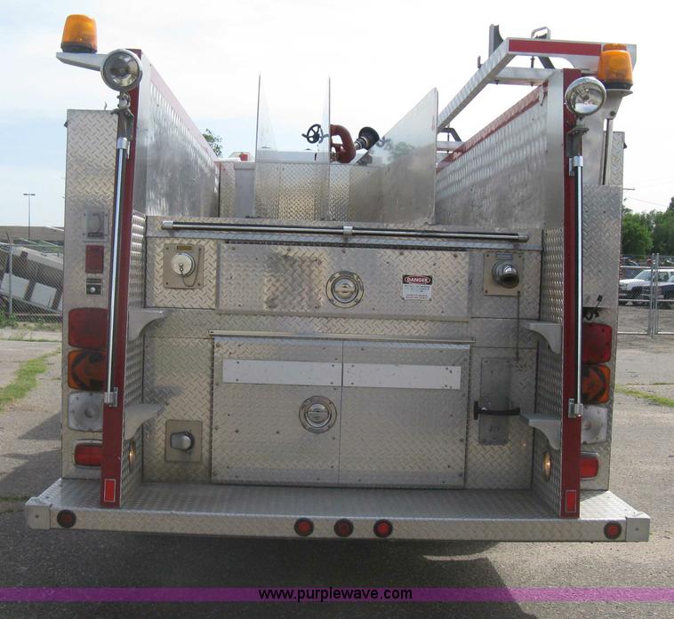 image for item H5461 2000 HME 1871 fire truck