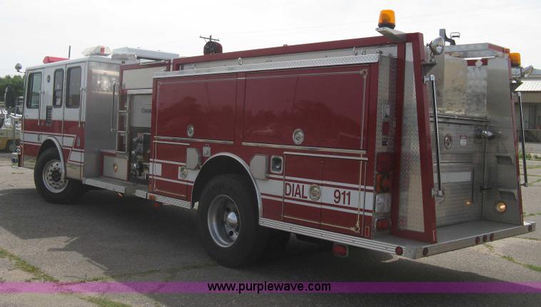 image for item H5461 2000 HME 1871 fire truck