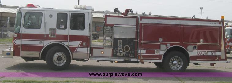 image for item H5461 2000 HME 1871 fire truck