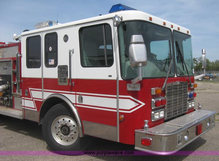 image for item H5461 2000 HME 1871 fire truck