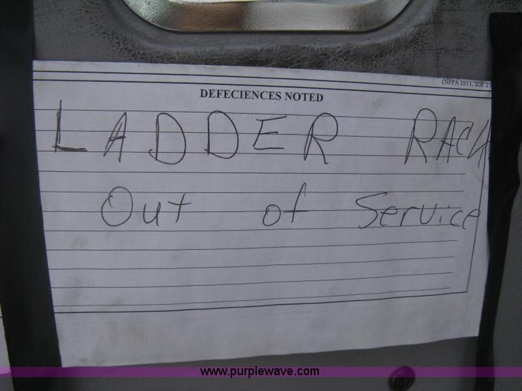 image for item H5461 2000 HME 1871 fire truck