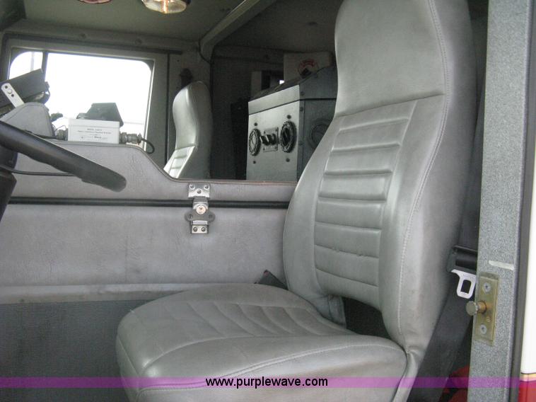 image for item H5461 2000 HME 1871 fire truck