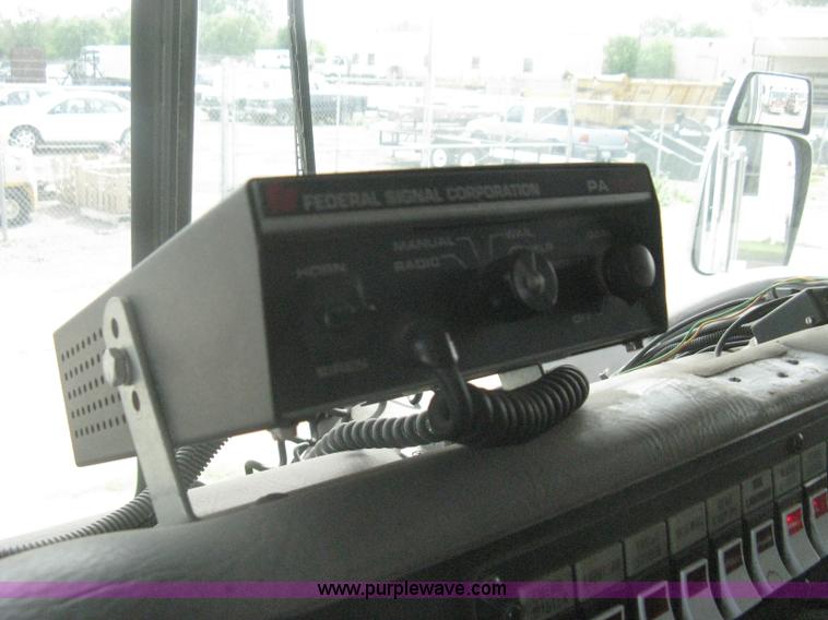 image for item H5461 2000 HME 1871 fire truck