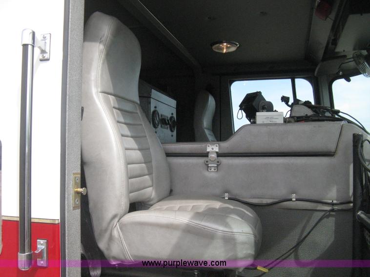 image for item H5461 2000 HME 1871 fire truck