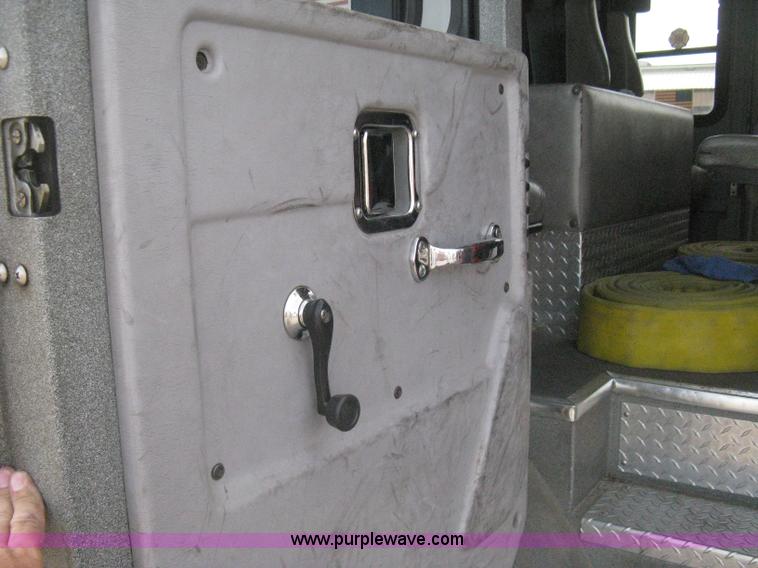 image for item H5461 2000 HME 1871 fire truck