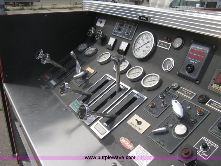 image for item H5461 2000 HME 1871 fire truck