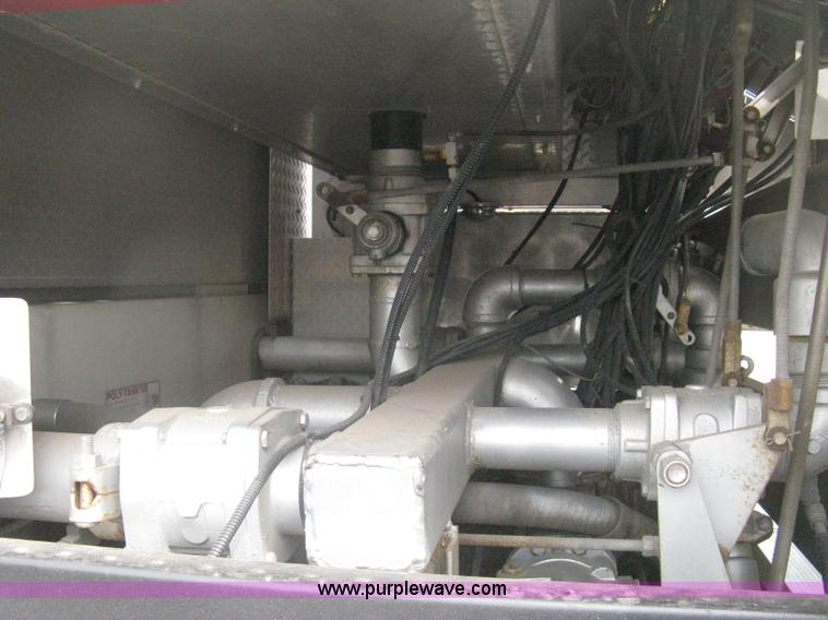 image for item H5461 2000 HME 1871 fire truck