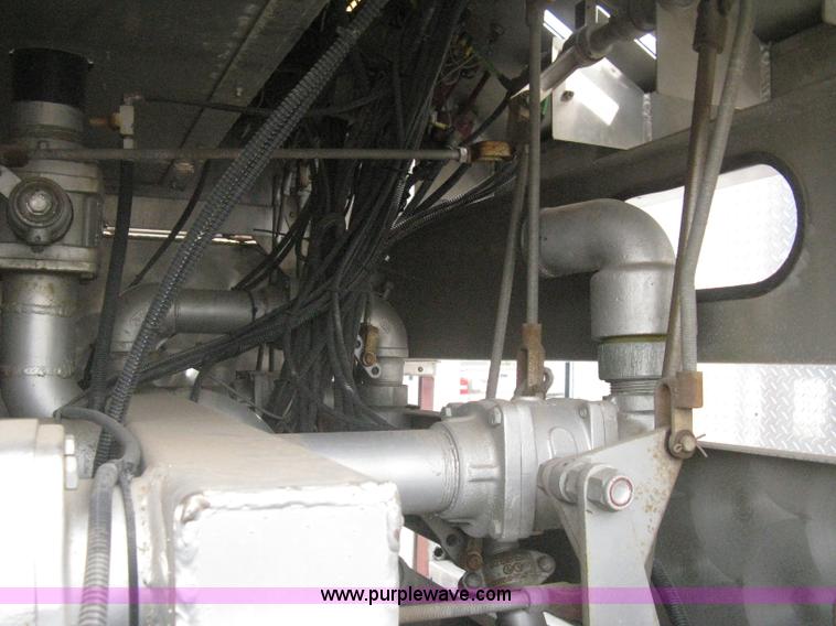 image for item H5461 2000 HME 1871 fire truck