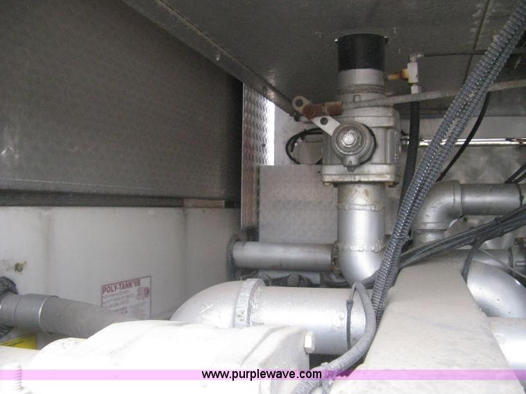 image for item H5461 2000 HME 1871 fire truck