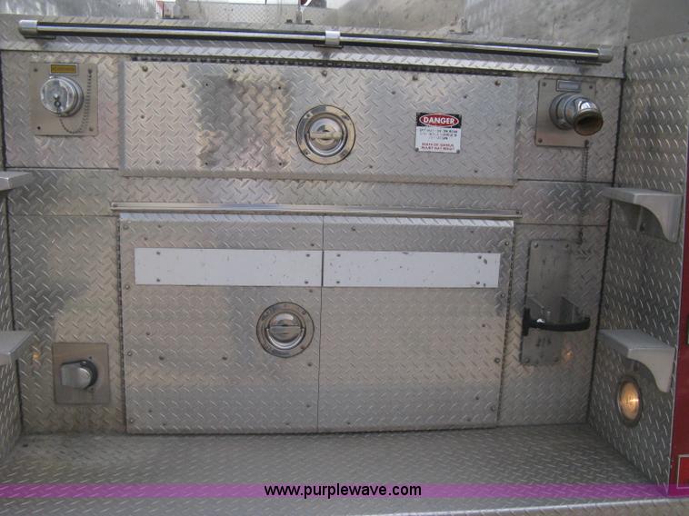 image for item H5461 2000 HME 1871 fire truck