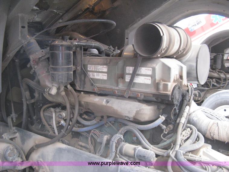 image for item H5461 2000 HME 1871 fire truck