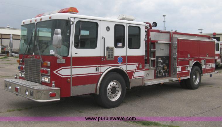 image for item H5462 2000 HME 1871 fire truck