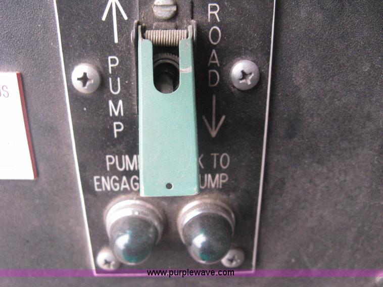 image for item H5462 2000 HME 1871 fire truck