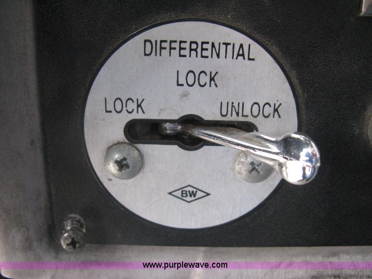 image for item H5462 2000 HME 1871 fire truck