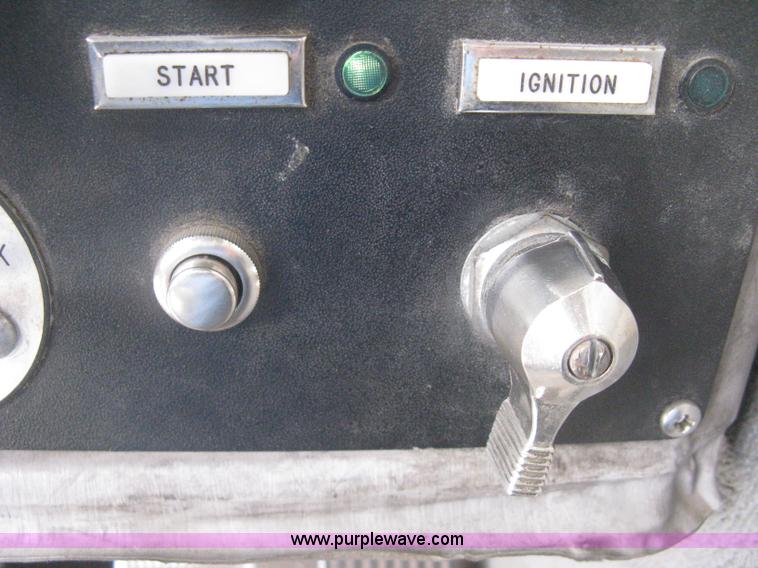 image for item H5462 2000 HME 1871 fire truck