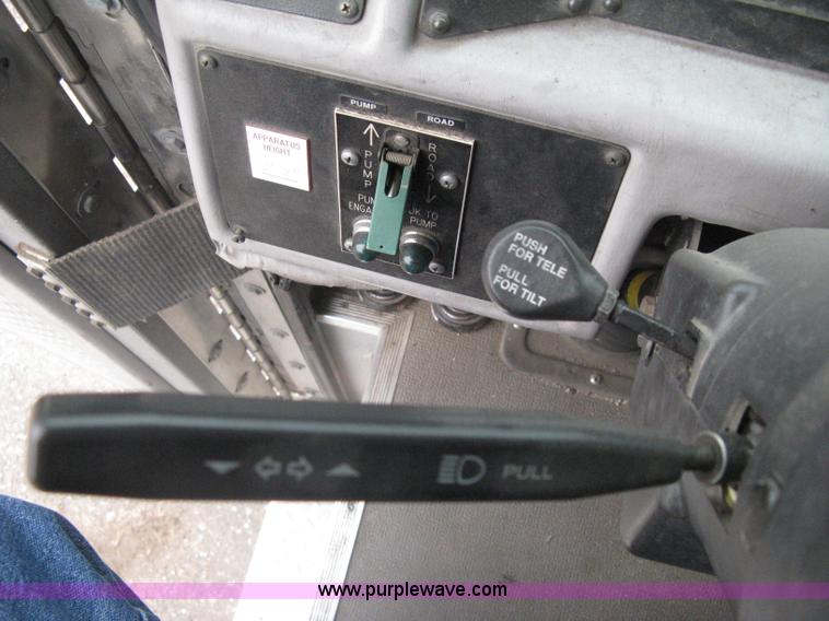 image for item H5462 2000 HME 1871 fire truck