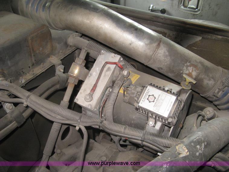 image for item H5462 2000 HME 1871 fire truck