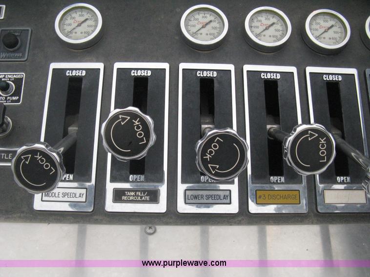 image for item H5462 2000 HME 1871 fire truck