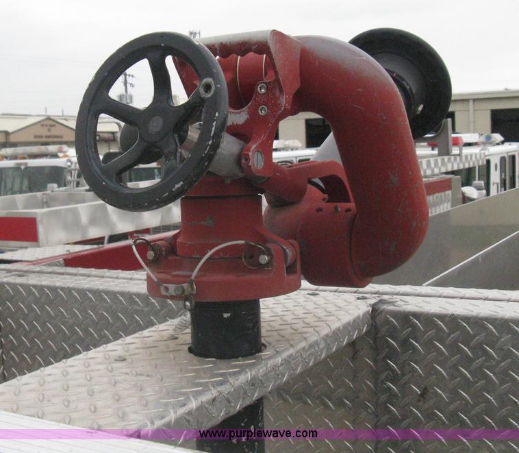 image for item H5462 2000 HME 1871 fire truck