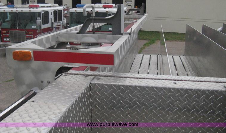 image for item H5462 2000 HME 1871 fire truck