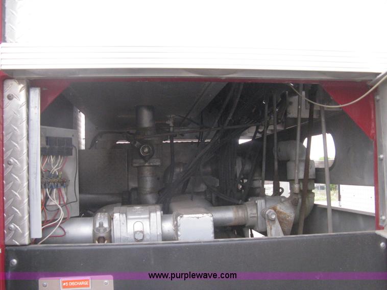 image for item H5462 2000 HME 1871 fire truck