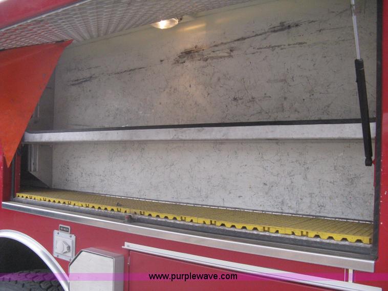 image for item H5462 2000 HME 1871 fire truck