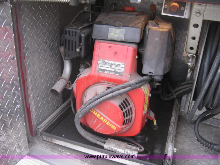 image for item H5462 2000 HME 1871 fire truck