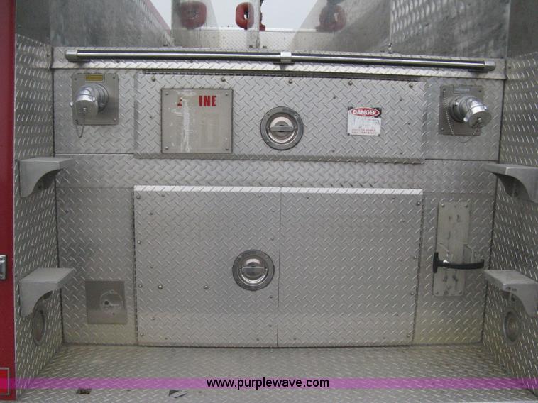 image for item H5462 2000 HME 1871 fire truck