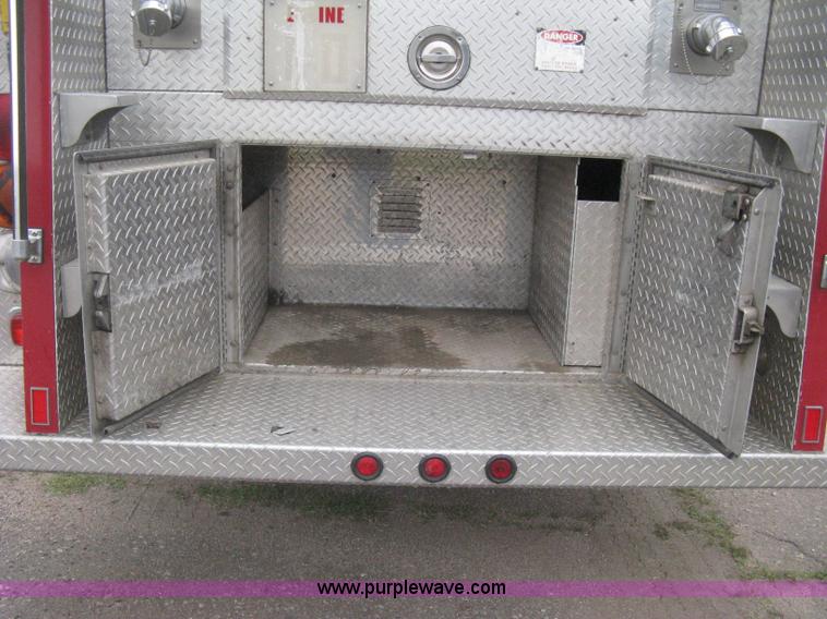 image for item H5462 2000 HME 1871 fire truck