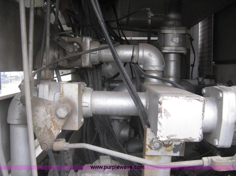 image for item H5462 2000 HME 1871 fire truck