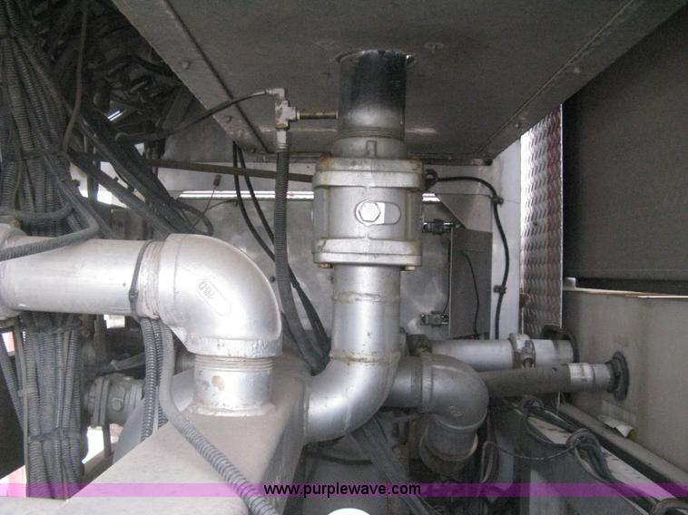 image for item H5462 2000 HME 1871 fire truck