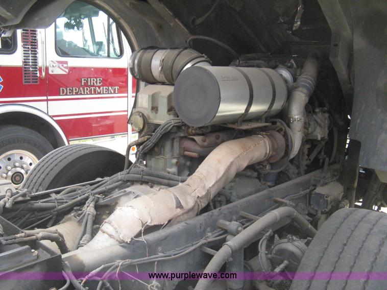 image for item H5462 2000 HME 1871 fire truck