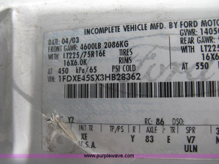 image for item H5463 2003 Ford Econoline E450 Aerotech transit vehicle