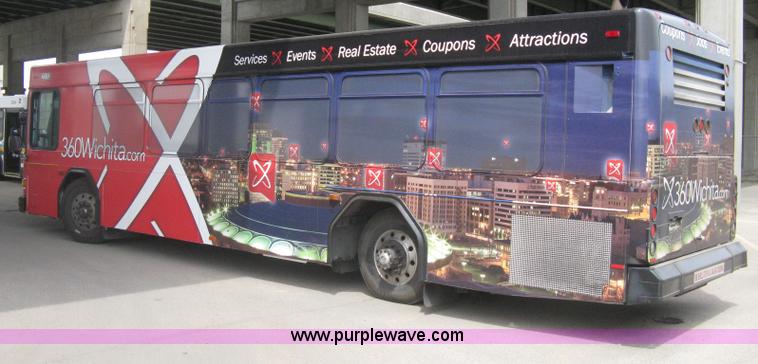 image for item H5464 2002 Gillig Low Floor 35' transit bus