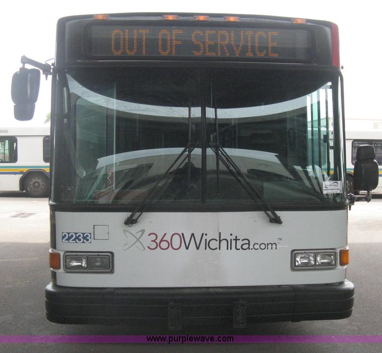 image for item H5464 2002 Gillig Low Floor 35' transit bus