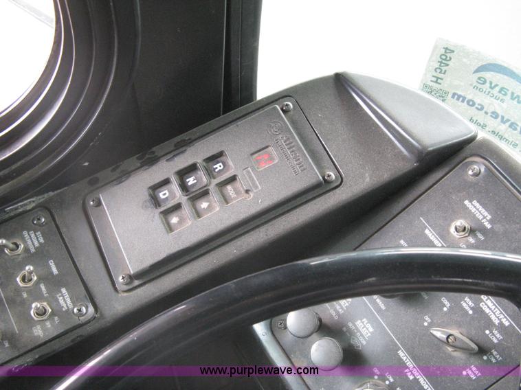 image for item H5464 2002 Gillig Low Floor 35' transit bus