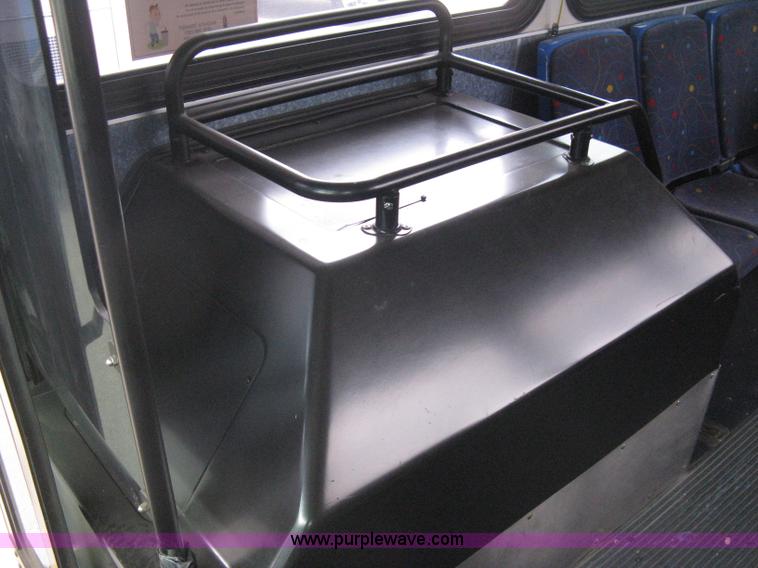 image for item H5464 2002 Gillig Low Floor 35' transit bus