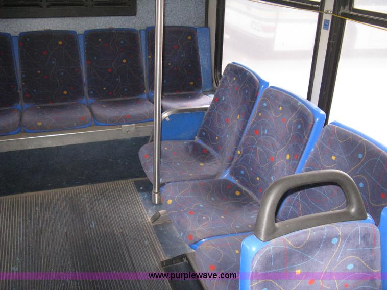 image for item H5464 2002 Gillig Low Floor 35' transit bus