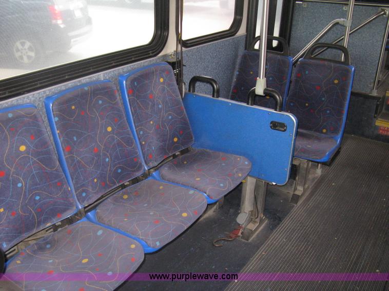 image for item H5464 2002 Gillig Low Floor 35' transit bus
