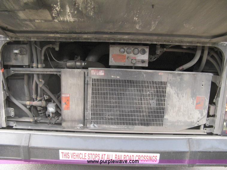 image for item H5464 2002 Gillig Low Floor 35' transit bus