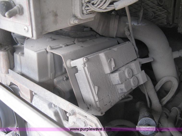 image for item H5464 2002 Gillig Low Floor 35' transit bus