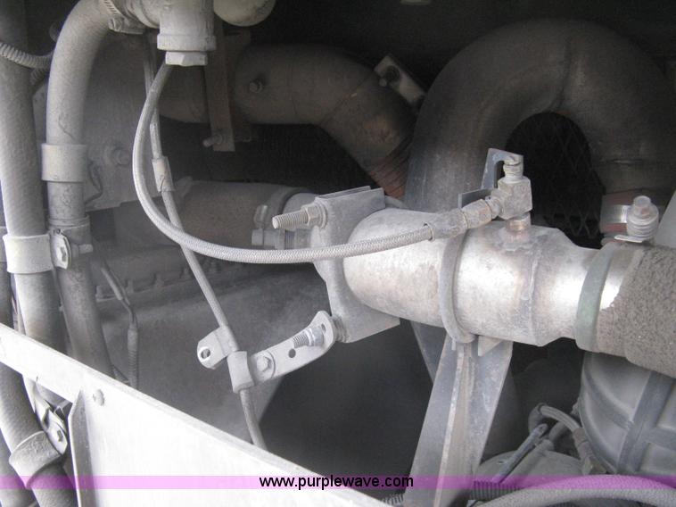 image for item H5464 2002 Gillig Low Floor 35' transit bus