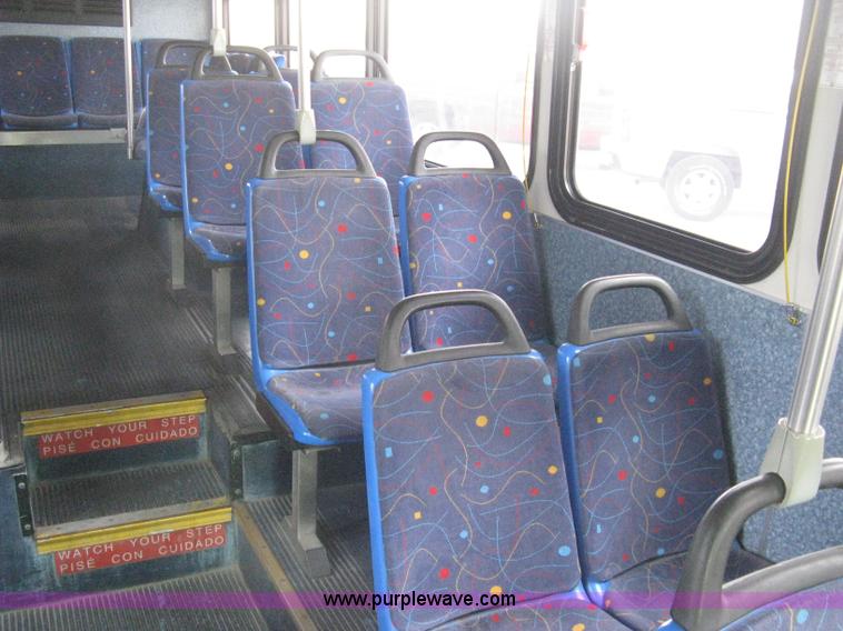 image for item H5465 2002 Gillig Low Floor G22B102N4 transit bus