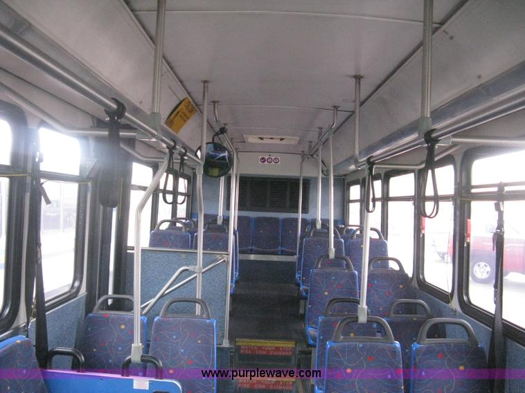 image for item H5465 2002 Gillig Low Floor G22B102N4 transit bus