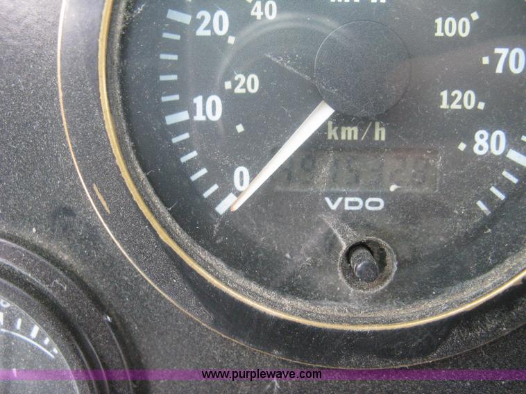 image for item H5465 2002 Gillig Low Floor G22B102N4 transit bus