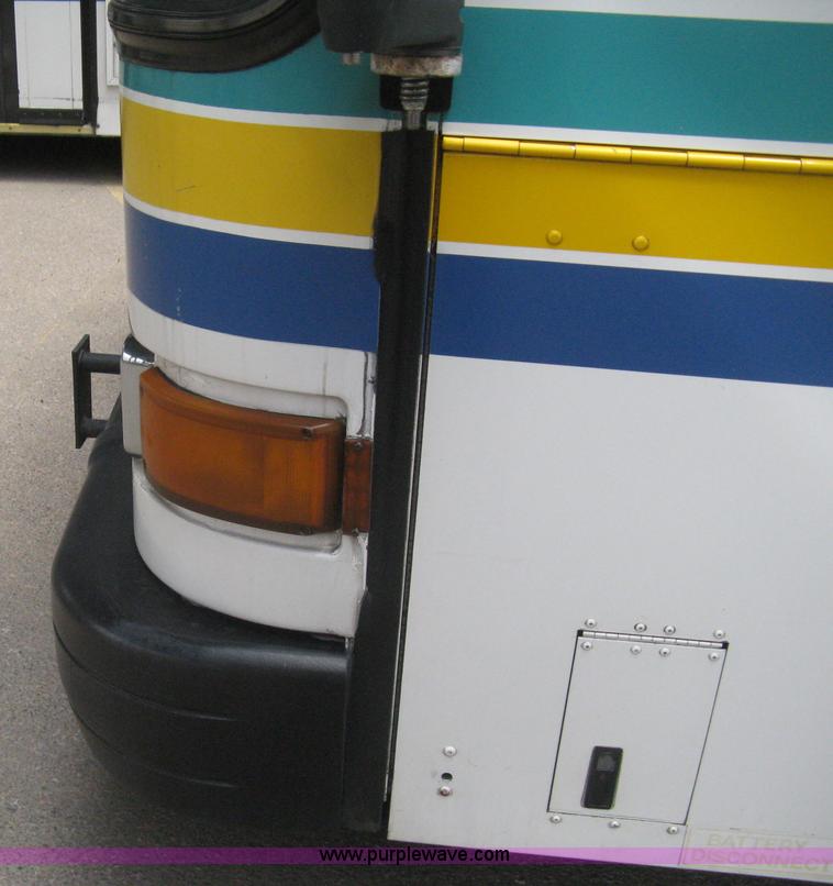 image for item H5465 2002 Gillig Low Floor G22B102N4 transit bus