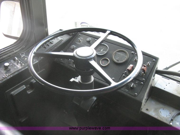 image for item H5466 2002 Gillig Low Floor G22B102N4 transit bus